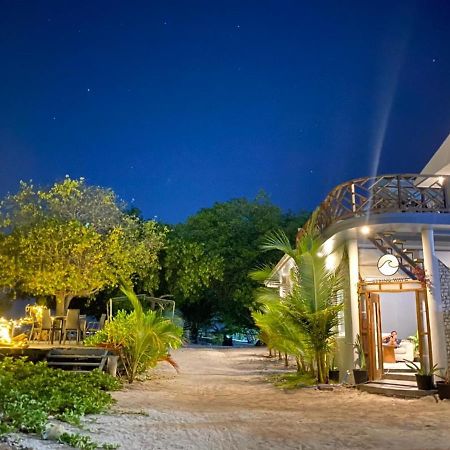 String Wave Maldives Hotel กุลลี ภายนอก รูปภาพ