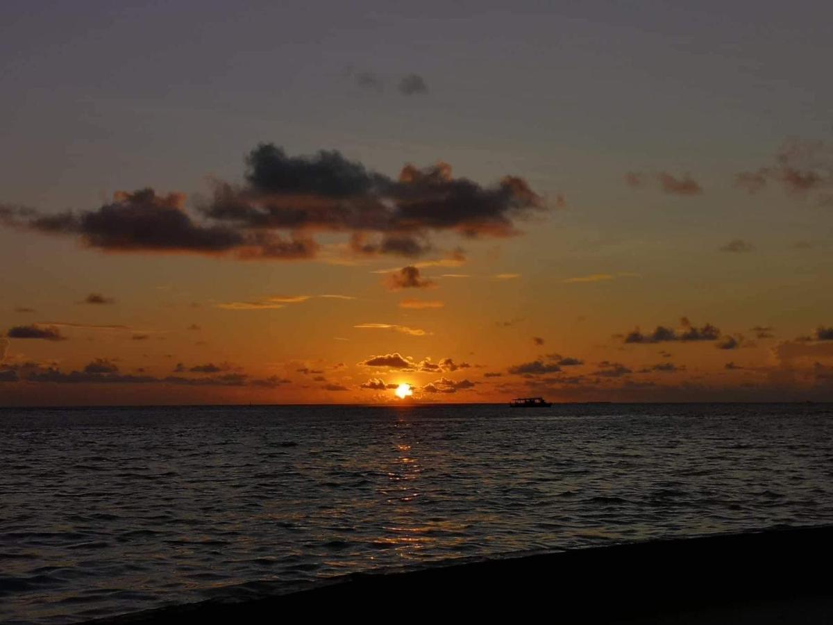 String Wave Maldives Hotel กุลลี ภายนอก รูปภาพ