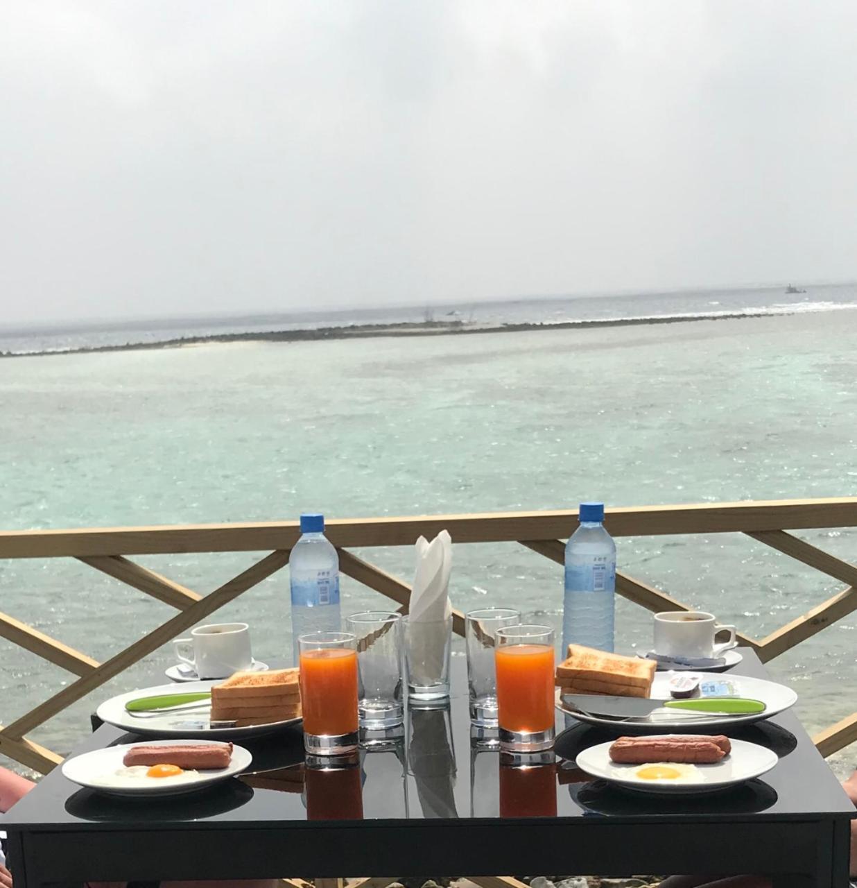 String Wave Maldives Hotel กุลลี ภายนอก รูปภาพ